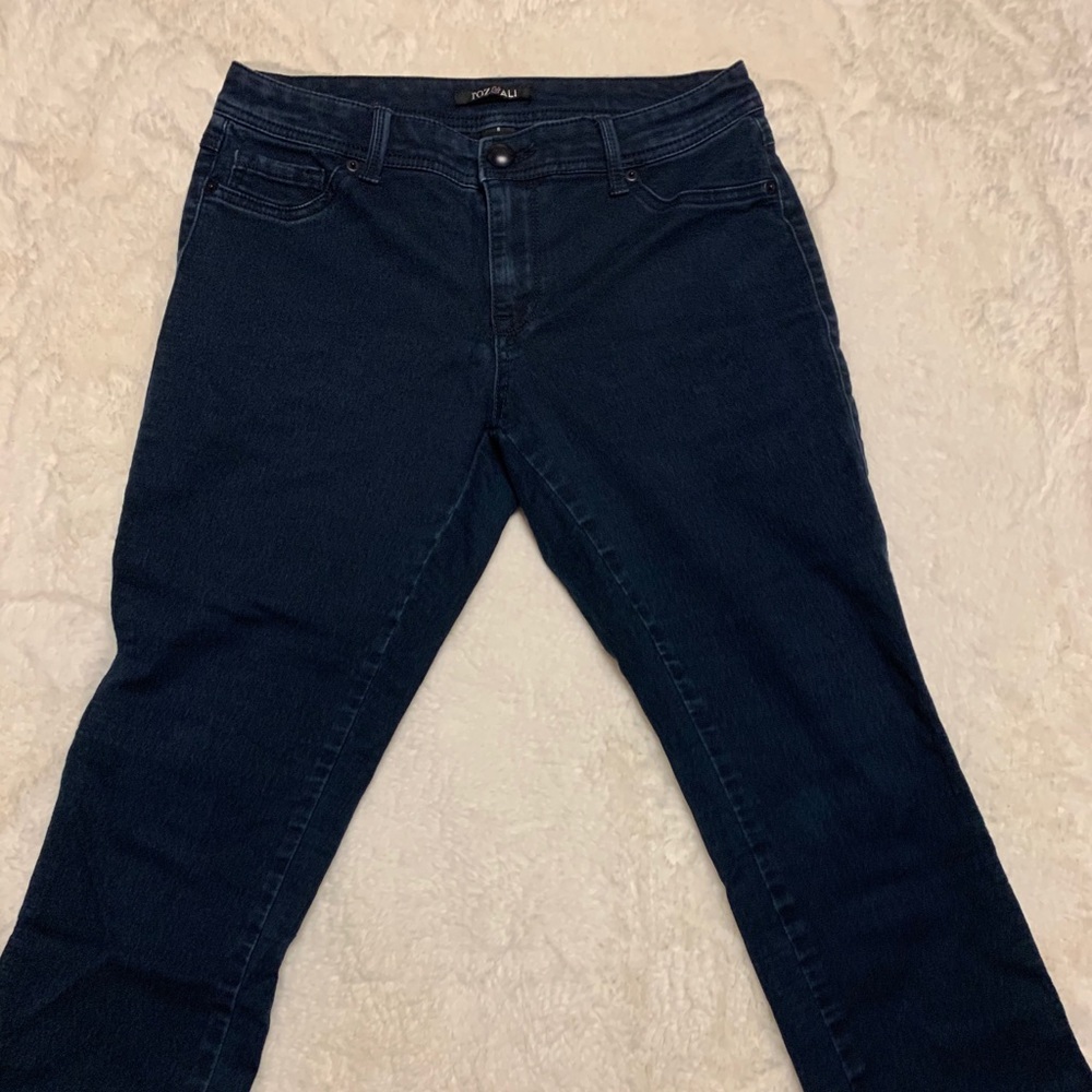 Roz and Ali cropped skinny jeans dark wash size 8